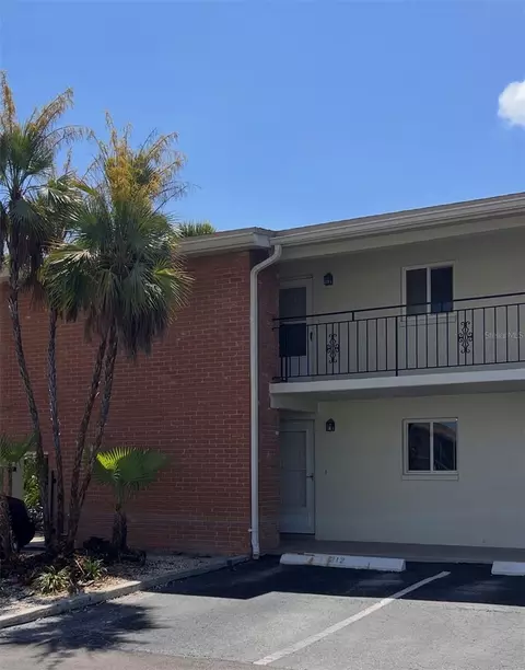 4500 Overlook Dr NE #107, Saint Petersburg, FL 33703