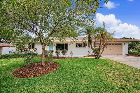 1100 Canterbury Rd, Clearwater, FL 33764