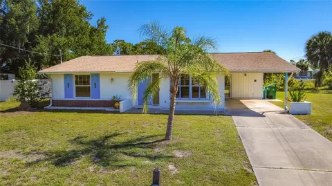 2538 Auburn Blvd, Port Charlotte, FL 33948