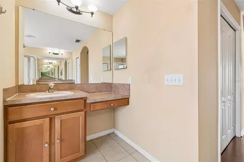 Entry Way - 8718 Sandy Plains Dr, Riverview, FL 33578 photo 7 of 7