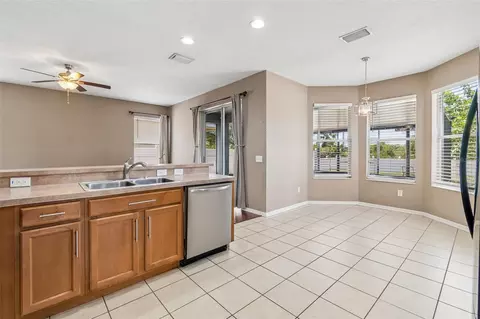 Kitchen - 8718 Sandy Plains Dr, Riverview, FL 33578 photo 1 of 5