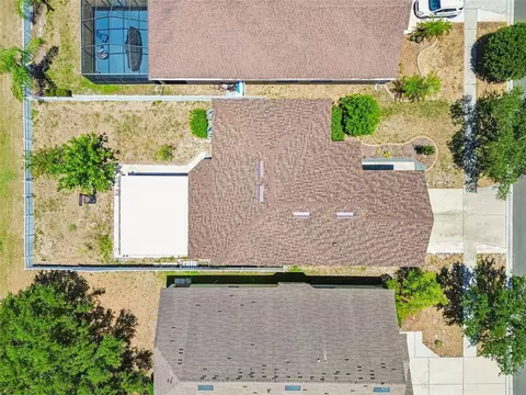 View/Area - 8718 Sandy Plains Dr, Riverview, FL 33578 photo 4 of 10