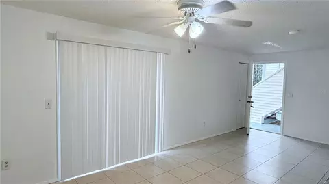Living - 131 Sabal Ct #E, Oldsmar, FL 34677 photo 1 of 1