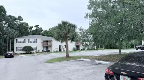 Exterior - 131 Sabal Ct #E, Oldsmar, FL 34677 photo 3 of 8