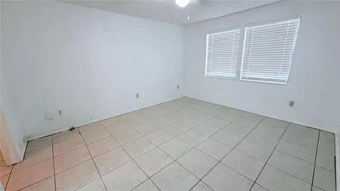 Bedroom - 131 Sabal Ct #E, Oldsmar, FL 34677 photo 1 of 3