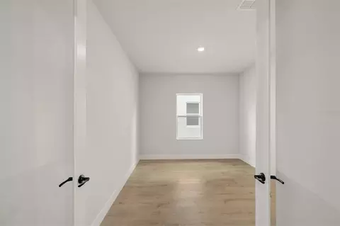 Bedroom - 10665 Crescent Creek Xing, Parrish, FL 34219 photo 3 of 3