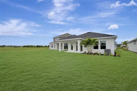 Exterior - 10665 Crescent Creek Xing, Parrish, FL 34219 photo 3 of 5