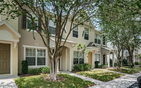 Exterior - 4517 Kennewick Pl, Riverview, FL 33578 photo 3 of 8