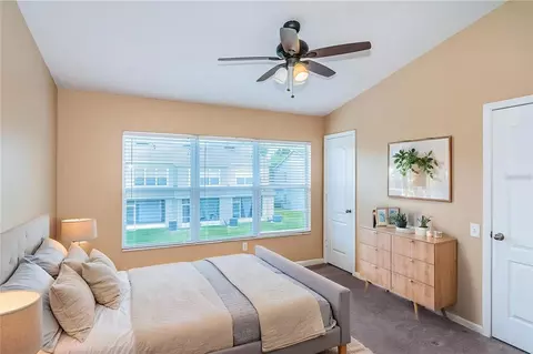 Bedroom - 4517 Kennewick Pl, Riverview, FL 33578 photo 1 of 4