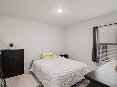 Bedroom - 16137 61st Ln E, Parrish, FL 34219 photo 2 of 4