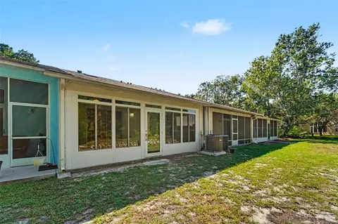 Exterior - 12514 Hollybrook Ln, Hudson, FL 34669 photo 9 of 10