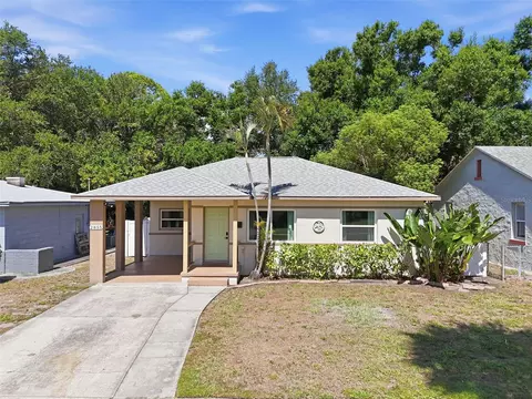 2855 Valencia Way S, Saint Petersburg, FL 33705