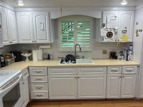 4819 8th Ave N #207, Saint Petersburg, FL 33713