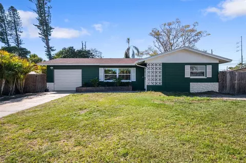 6522 112th St, Seminole, FL 33772