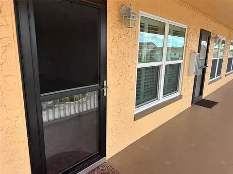 6400 46th Ave N #315, Kenneth City, FL 33709