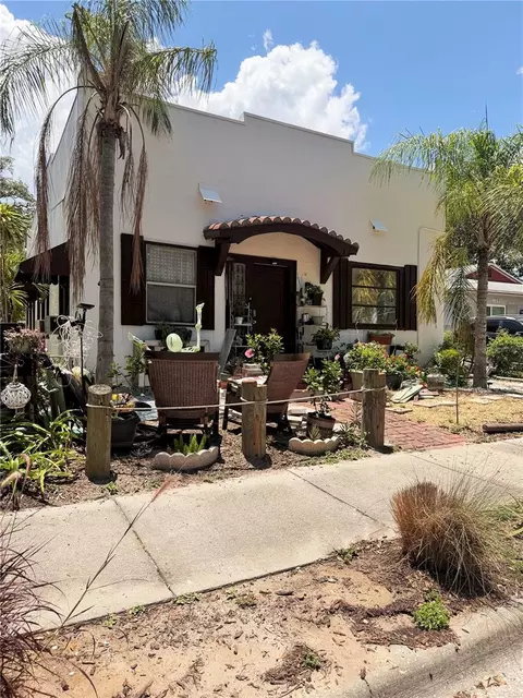 305 Woodrow Ave, Largo, FL 33770