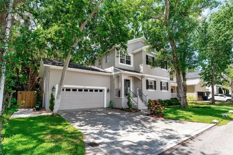 2612 W Wyoming Ave, Tampa, FL 33611