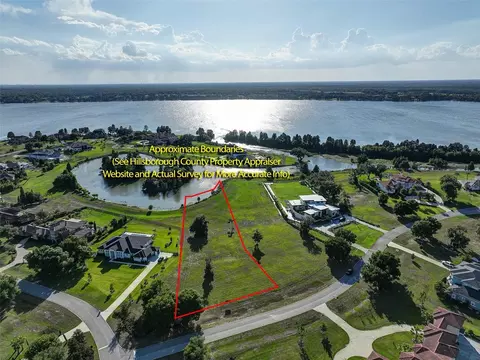 10702 Osprey Landing Way, Thonotosassa, FL 33592