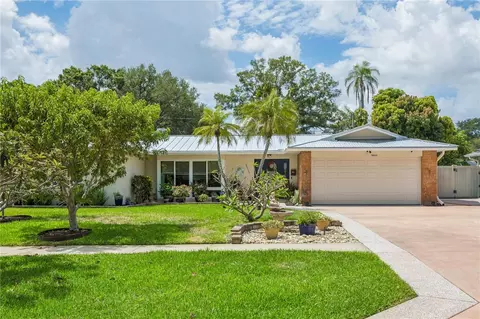1883 Oakdale Ln N, Clearwater, FL 33764