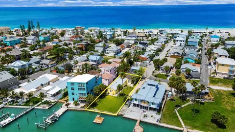 201 90th Ave, Treasure Island, FL 33706