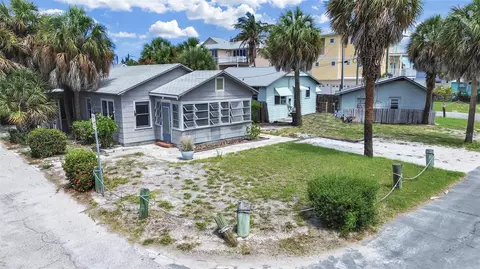 130 90th Ave, Treasure Island, FL 33706