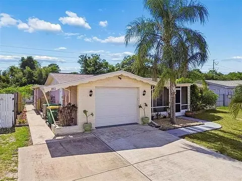 1853 Dartmouth Dr, Holiday, FL 34691