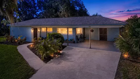 6109 Kracker Ave, Gibsonton, FL 33534