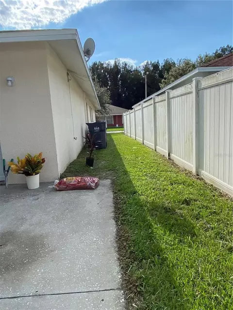 Exterior - 10328 Summerview Cir, Riverview, FL 33578 photo 6 of 8