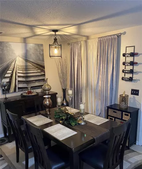 Dining - 10328 Summerview Cir, Riverview, FL 33578 photo 1 of 1