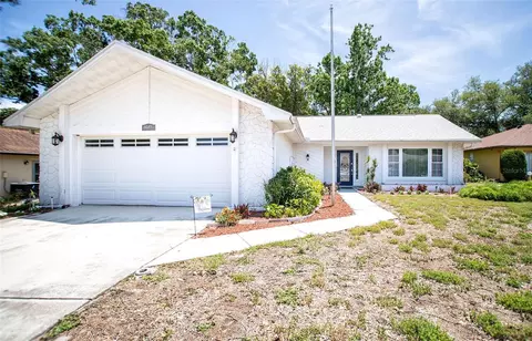 1647 Bentley Ct, Palm Harbor, FL 34684
