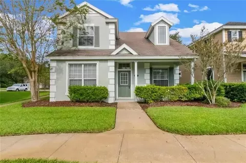 5016 Bridgeway Ln, Lutz, FL 33558