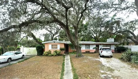2304 W Woodlawn Ave, Tampa, FL 33618