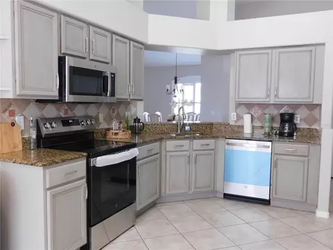 Kitchen - 30600 Nickerson Loop, Wesley Chapel, FL 33543 photo 2 of 7