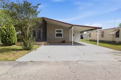 36131 Zinnia St, Zephyrhills, FL 33541