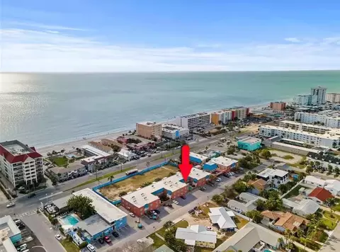 17035 Gulf Blvd #216, Saint Petersburg, FL 33708