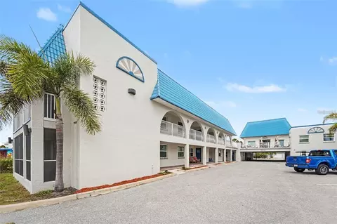 17035 Gulf Blvd #216, Saint Petersburg, FL 33708