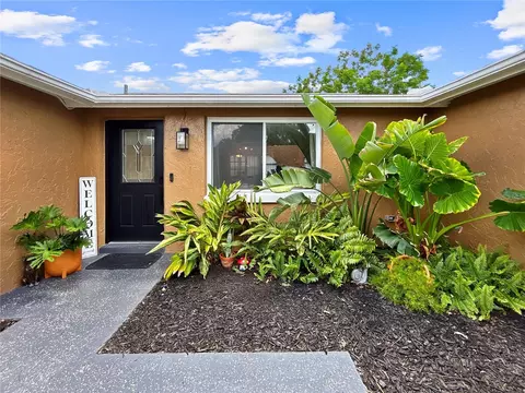 6904 Tierra Linda St, Port Richey, FL 34668