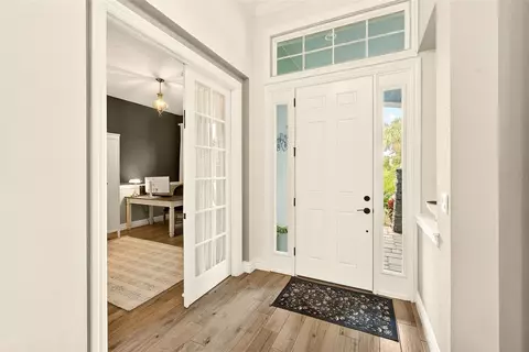 Entry Way - 6951 Crestpoint Dr, Apollo Beach, FL 33572 photo 1 of 3