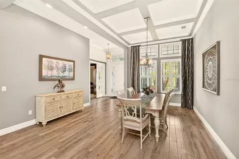 Dining - 6951 Crestpoint Dr, Apollo Beach, FL 33572 photo 2 of 4