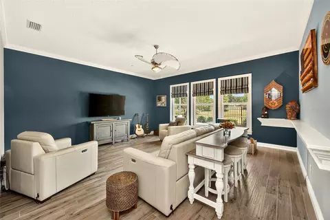 Living - 6951 Crestpoint Dr, Apollo Beach, FL 33572 photo 5 of 6
