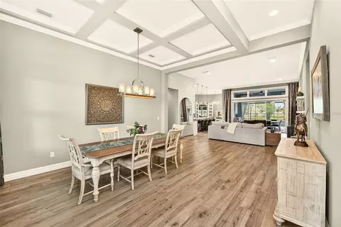 Dining - 6951 Crestpoint Dr, Apollo Beach, FL 33572 photo 1 of 4