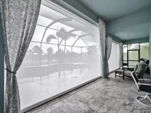 Exterior - 6951 Crestpoint Dr, Apollo Beach, FL 33572 photo 4 of 16
