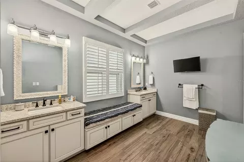 Bath - 6951 Crestpoint Dr, Apollo Beach, FL 33572 photo 1 of 4
