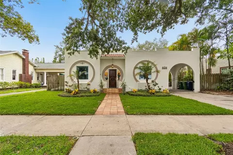 2434 W Prospect Rd, Tampa, FL 33629
