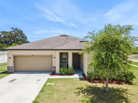 903 Shimmering Oaks Ln, Seffner, FL 33584
