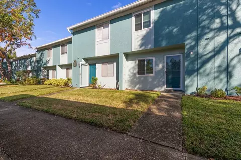 195 114th Ave NE #195, Saint Petersburg, FL 33716