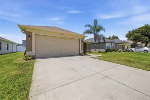 698 Winthrop Dr, Spring Hill, FL 34609 photo 3