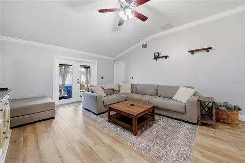 698 Winthrop Dr, Spring Hill, FL 34609 photo 11