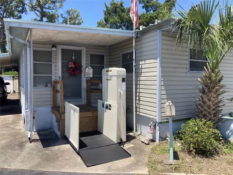 7801 34th Ave N #93, Saint Petersburg, FL 33710