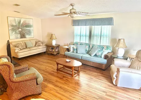 11208 101st St #115, Largo, FL 33773 photo 3
